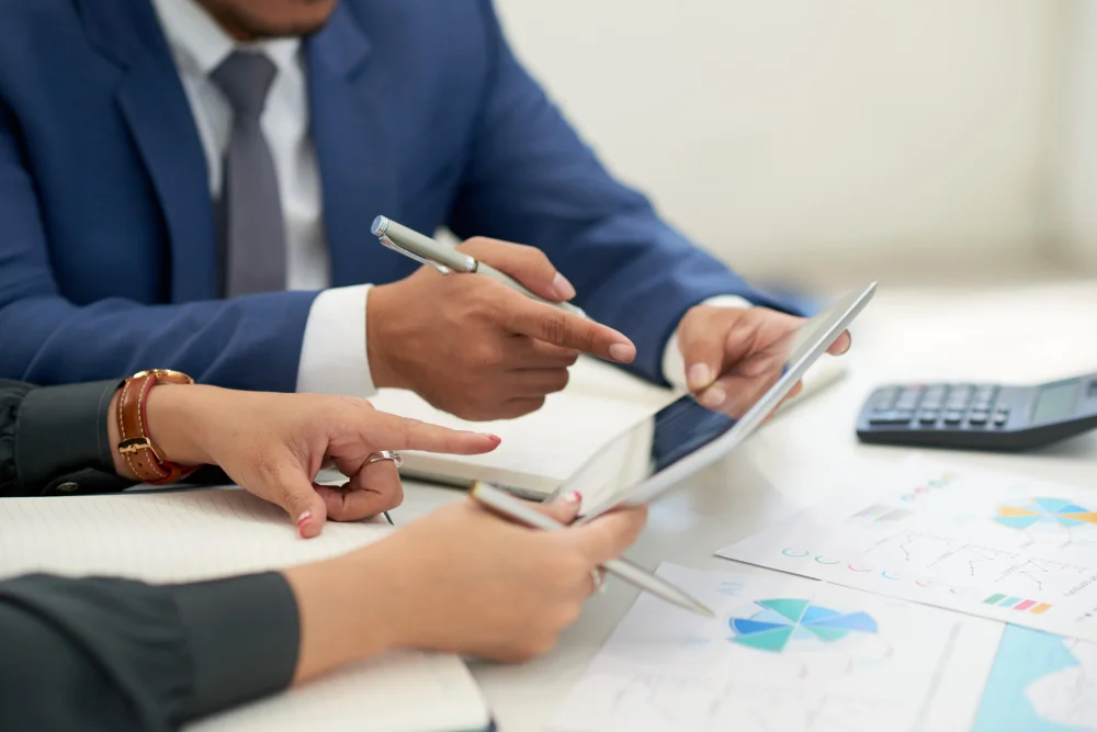 Audit réglementaire de documents produits pour conformité réglementaire au Maroc