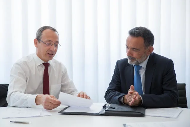 consultant réglementaire analyse dossier conformité entreprise
